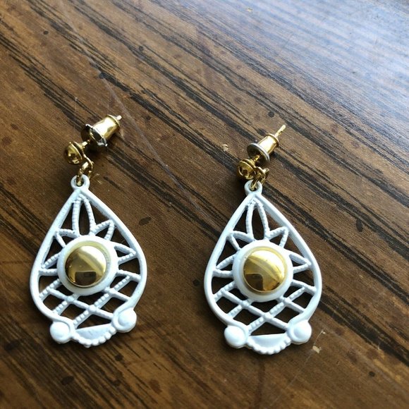 Vintage 1990s Earrings Teardrop White Gold Tone Dangle Stud Web Post - Picture 2 of 6